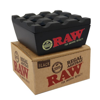 RAW Regal Ashtray, Metall, BLACK, wind-resistant, 8 x 8 x 4 cm